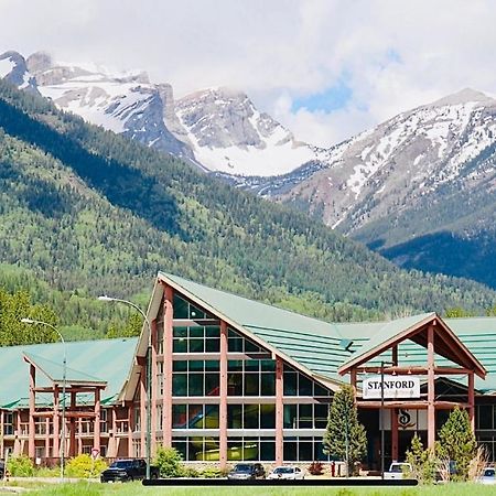 Fernie Stanford Resort Екстер'єр фото