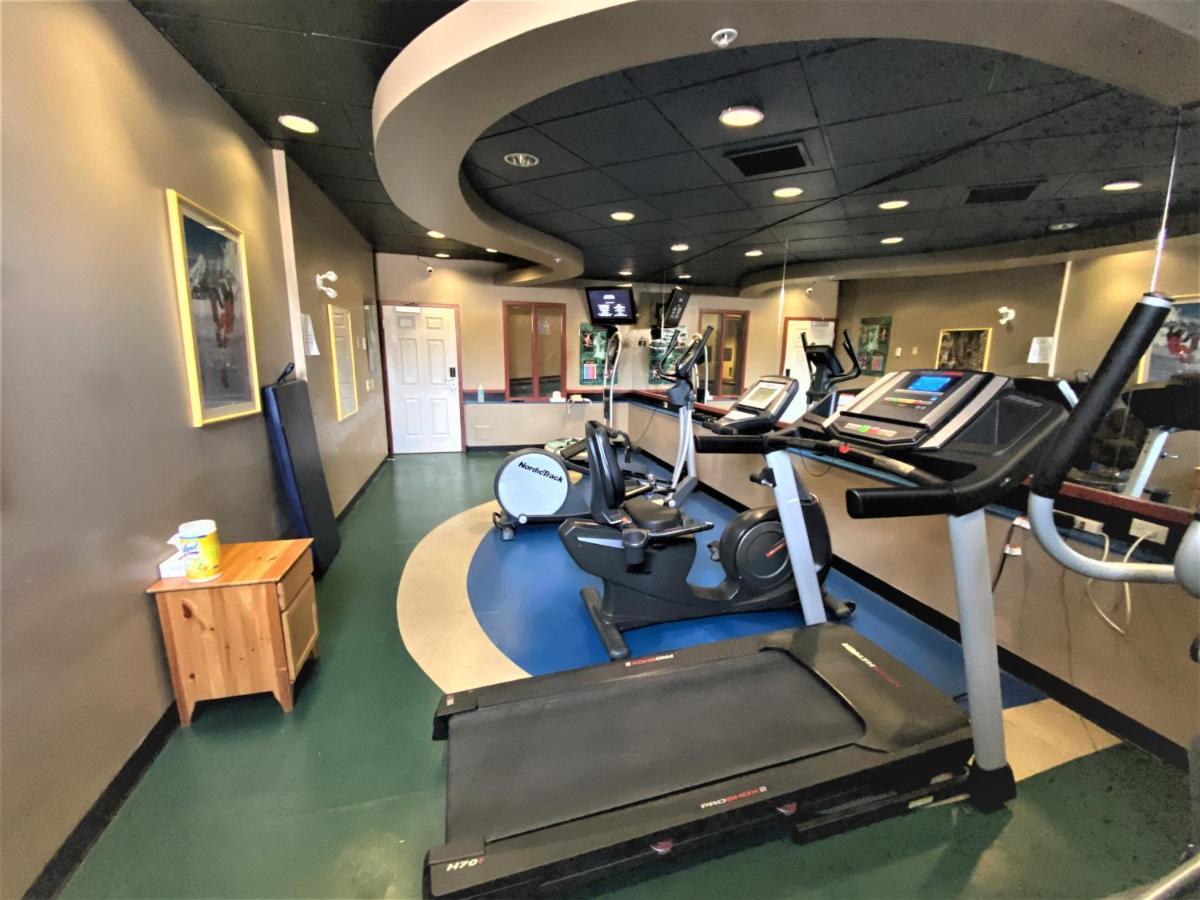 Fernie Stanford Resort Екстер'єр фото