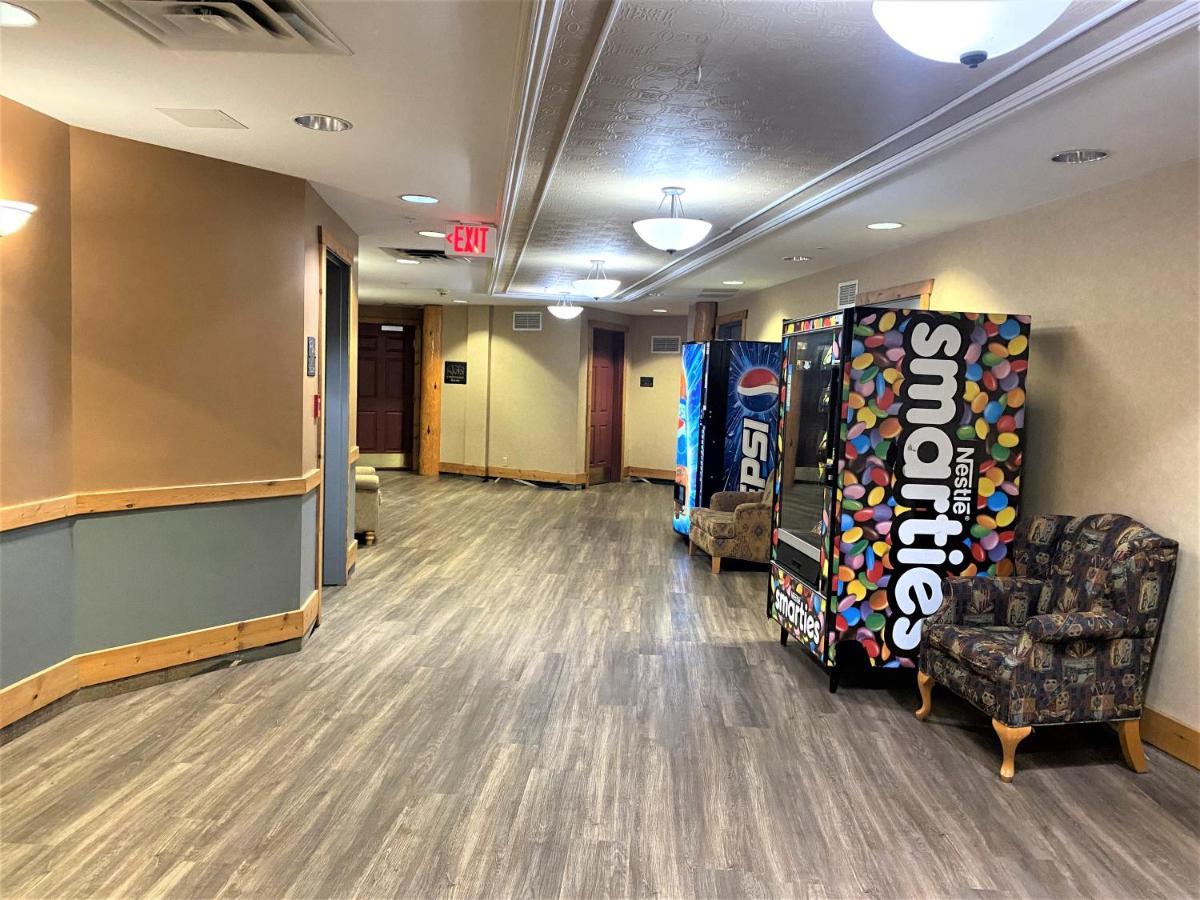 Fernie Stanford Resort Екстер'єр фото