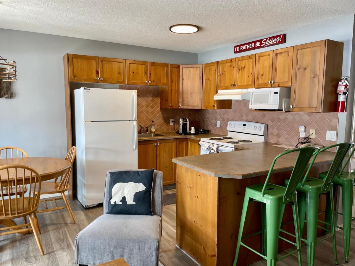 Fernie Stanford Resort Екстер'єр фото